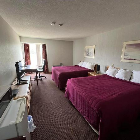 Airport Motor Inn Marathon Екстер'єр фото